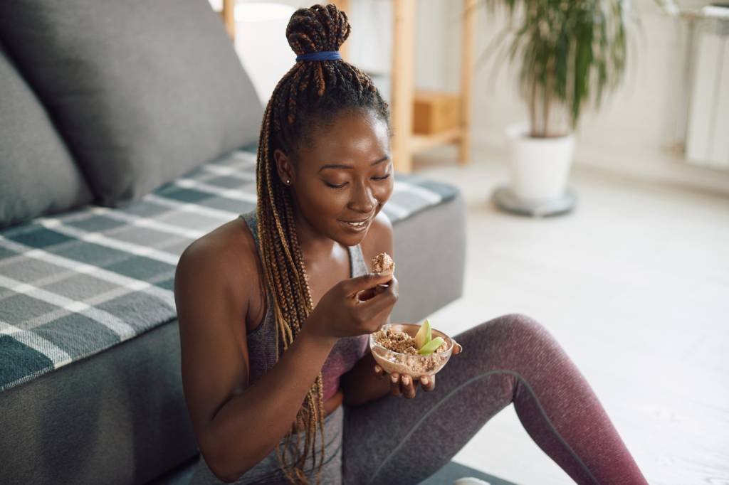 poudre protéines produits ingrédients superaliments créatine suppléments