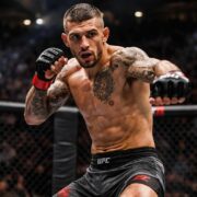 découvrez l'évolution du classement de renato moicano et analysez ses performances récentes dans le monde du mma.