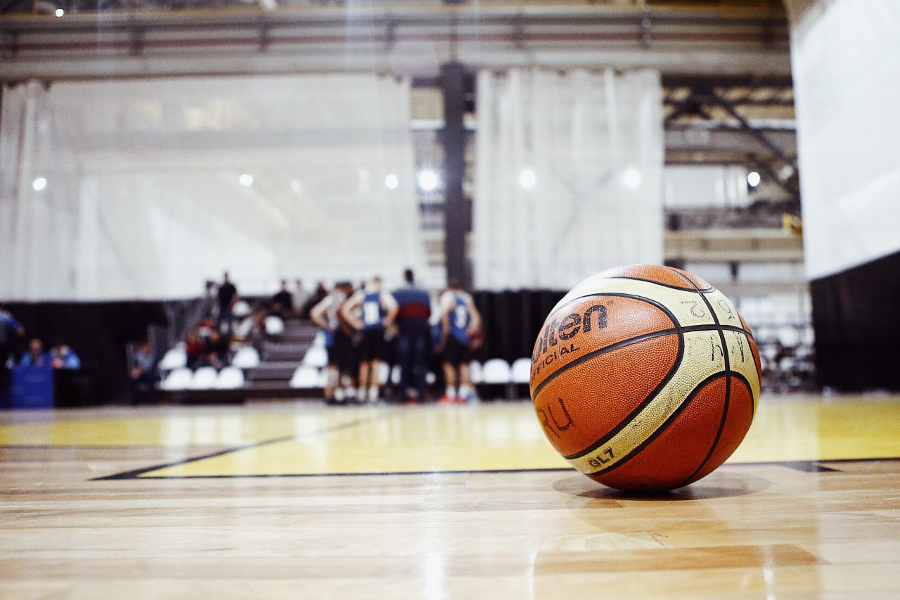 Les meilleurs chants de basketball pour crier haut et fort pour votre