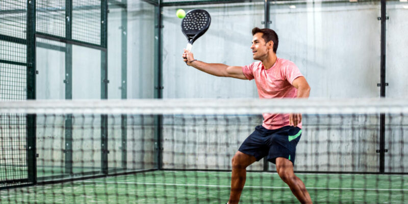 jouer au padel