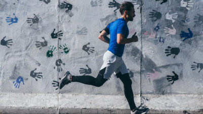 Pourquoi porter des vêtements de compression pour faire du sport ?